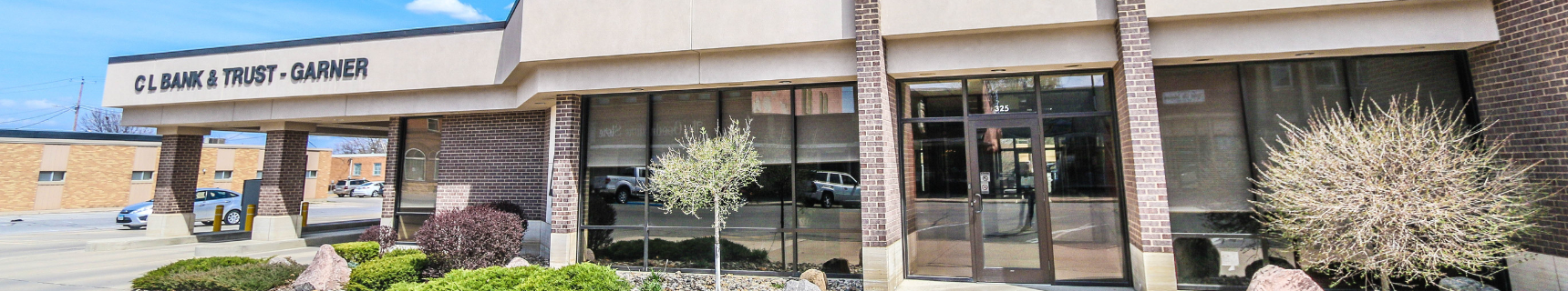 Clear Lake Bank & Trust entrance